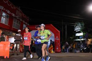 BIB: 4138, 4482
                            <button type="button" onclick="openModal(26265411)" class="btn btn-primary btn-sm float-right btn-popup" data-toggle="modal" data-target=".modal-high-quality">
                        <i class="fas fa-shopping-cart"></i> Add to Cart
                    </button>
                                            <button type="button" onclick="isThisMe(26265411, true)" class="btn btn-success btn-sm float-right btn-popup btn-isme hidden" data-toggle="tooltip" data-placement="bottom" title="นี่คือรูปของคุณใช่ไหม คลิกที่นี่เพื่อเอาเข้าอัลบั้ม">
                        <i class="fas fa-plus"></i> Add to album
                    </button>
                    <button type="button" onclick="isThisMe(26265411, false)" class="btn btn-warning btn-sm float-right btn-popup btn-isnotme hidden">
                        <i class="fas fa-ban"></i> Remove from album
                    </button>